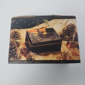 Harley Davidison 1995 Holiday Memories Music Box ‎ 2561 of 7500 Late Arrival